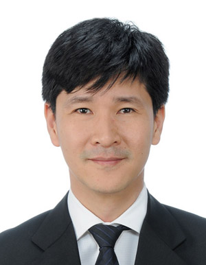 Dr Teoh Hock Luen, Core Faculty, Neurology Senior Residency Programme, NUHS