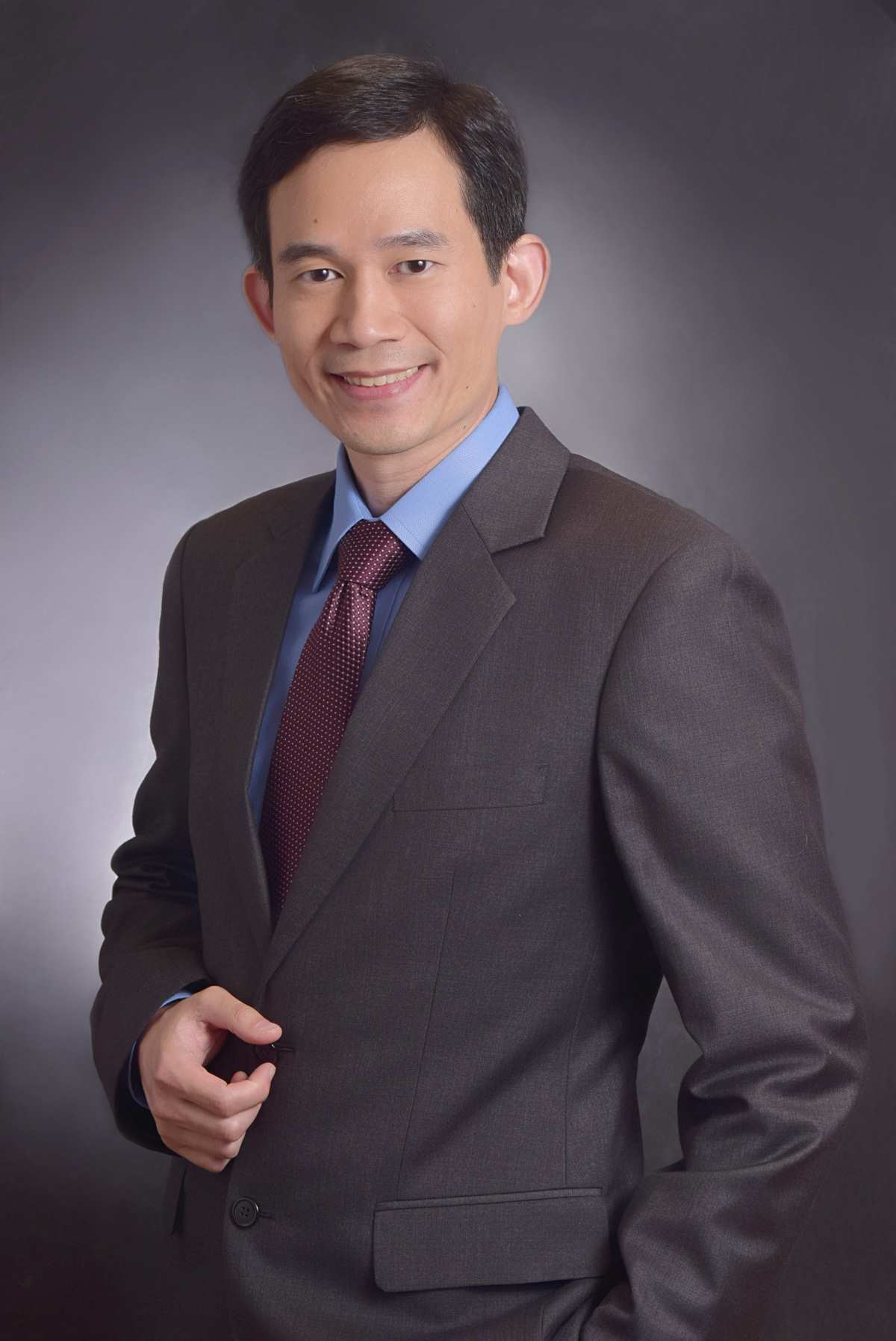 Photo of A/Prof Donny Hoang
