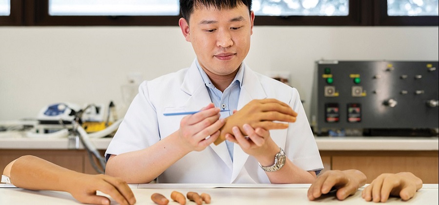 Prosthetist
