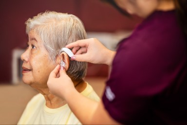 Audiologist