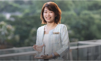 steady-hand-care-leadership