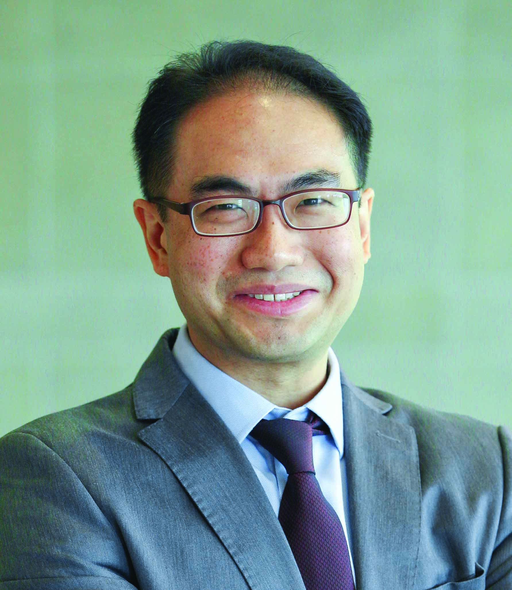 Photo of A/Prof David Tan Shao Peng
